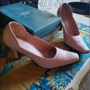 Lifestride dusty pink pumps. Gently used,women 8.5